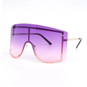 Oversize square purple and pink gradient sunglasses shades, golden frame